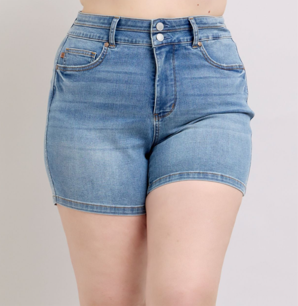 Judy Blue Short +High Waisted +Tummy Control