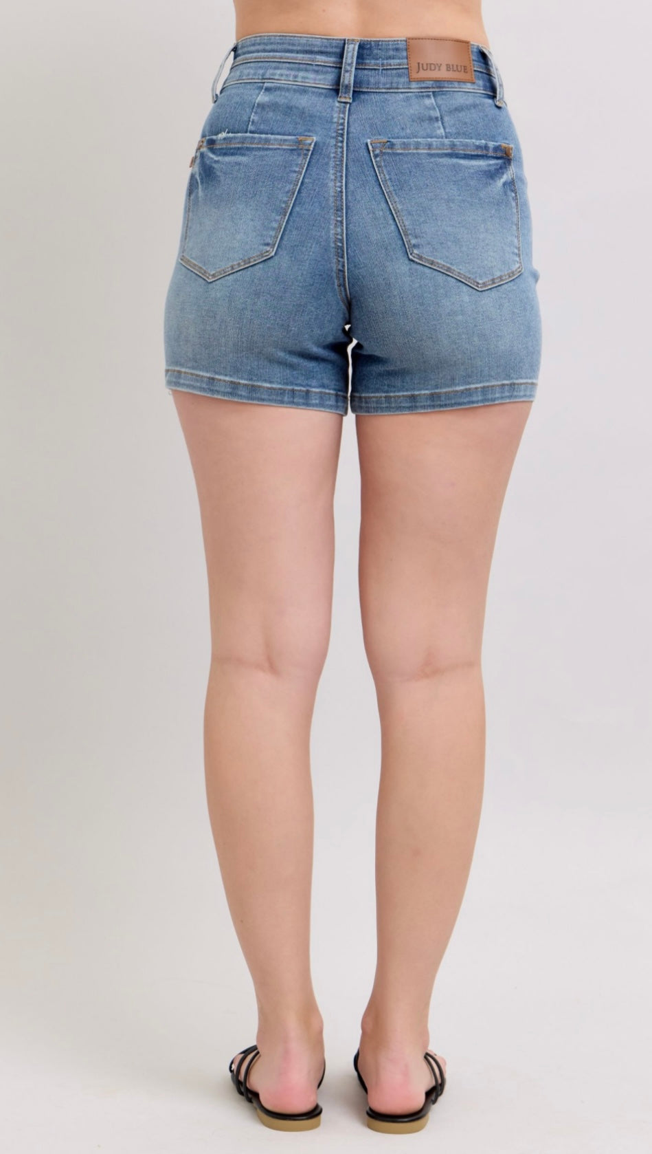 Judy Blue Short +High Waisted +Tummy Control