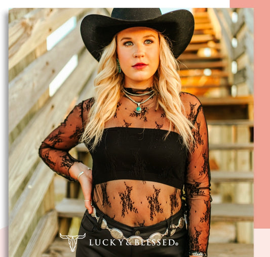 Plus Lace Top in Black